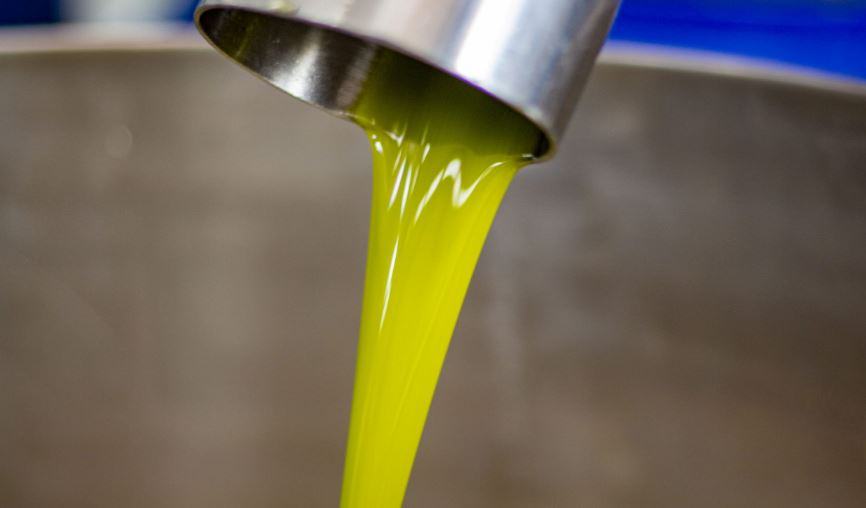 Come capire se l'olio di oliva è mischiato?