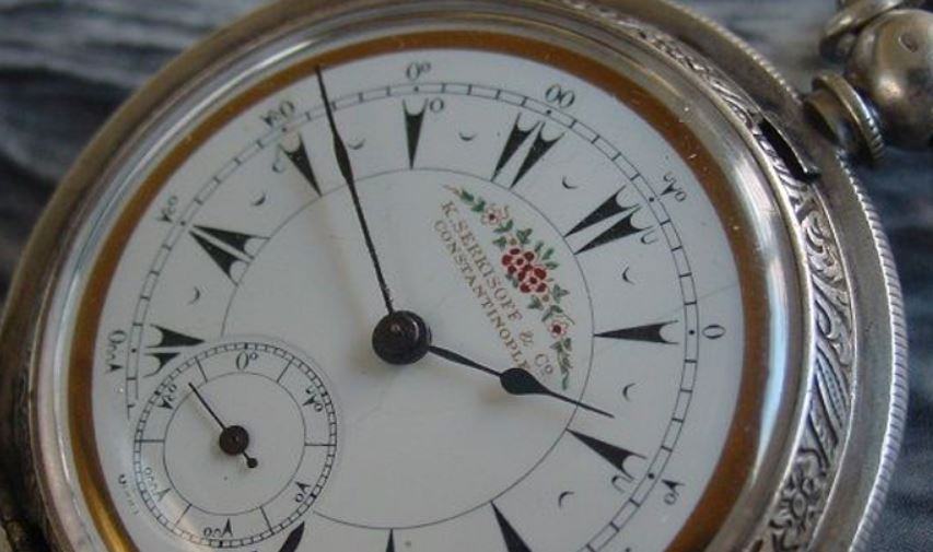 Come valutare orologio antico?