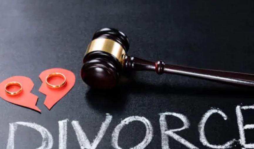 Cosa succede se non si divorzia?