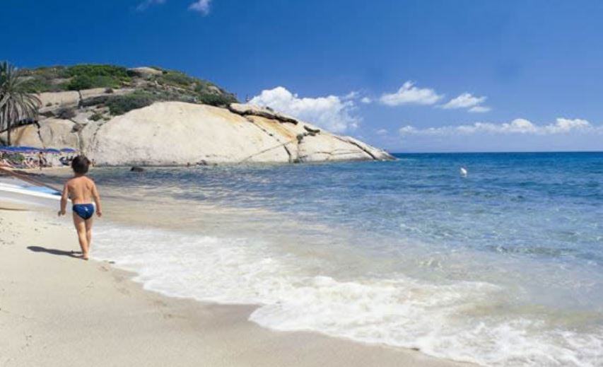 Qual è la spiaggia più bella dell'isola del Giglio?