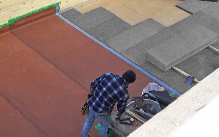 Come coibentare un terrazzo calpestabile?