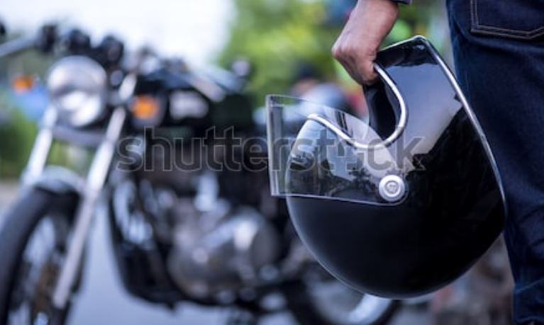 Che variazione c'è tra moto e motocicletta?