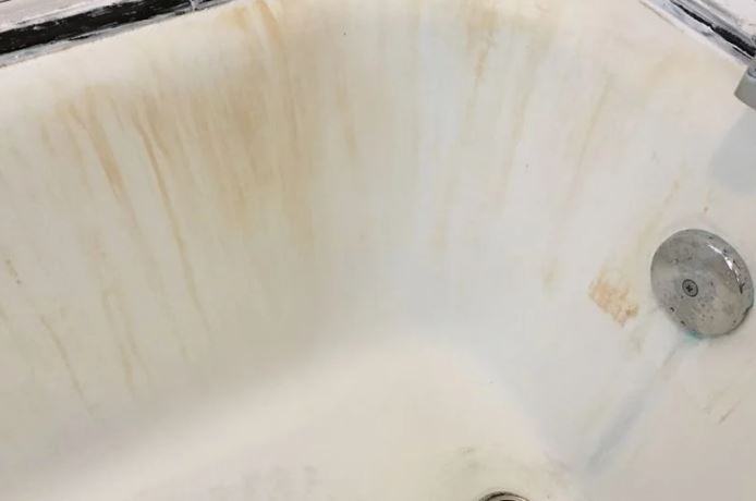 Come sbiancare la vasca da bagno in ceramica?