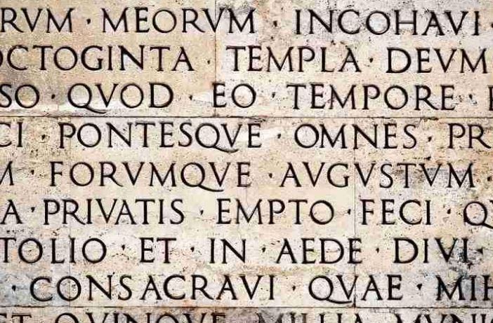 Come si riconoscono i singoli casi in latino?